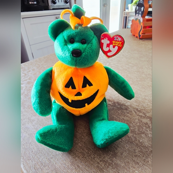 Vintage 2003 Beanie Babies 10 Year Anniversary Tricky Pumpkin Plush Green Bear - Picture 1 of 7